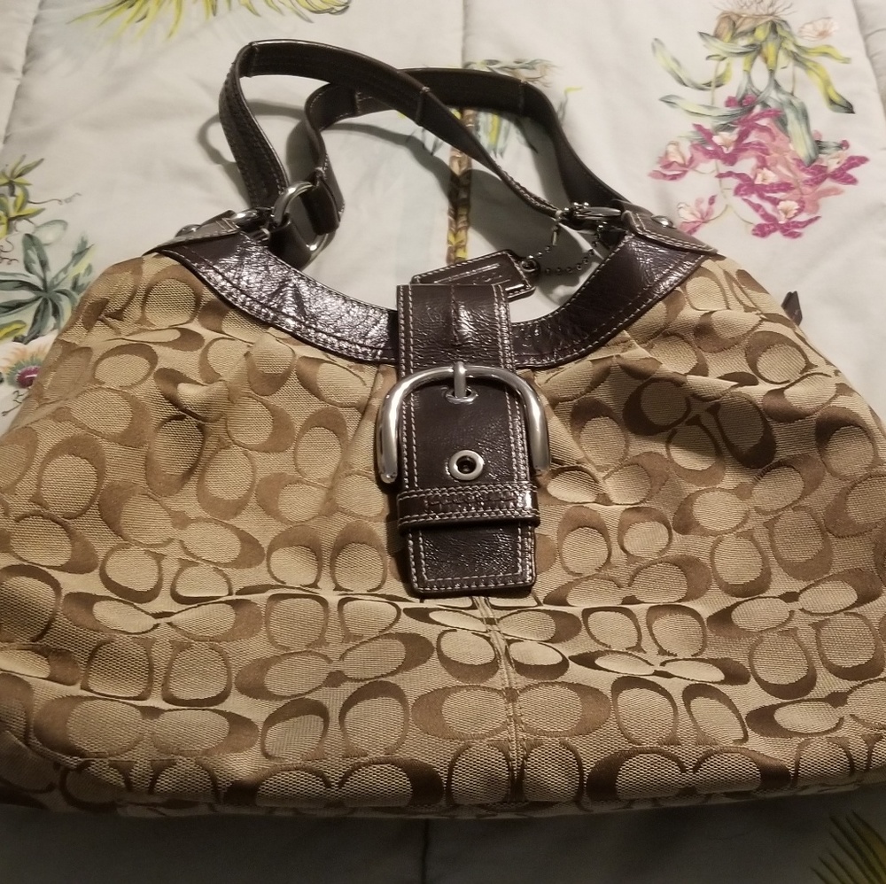 Coach Signature C SOHO Buckle Hobo Purse
